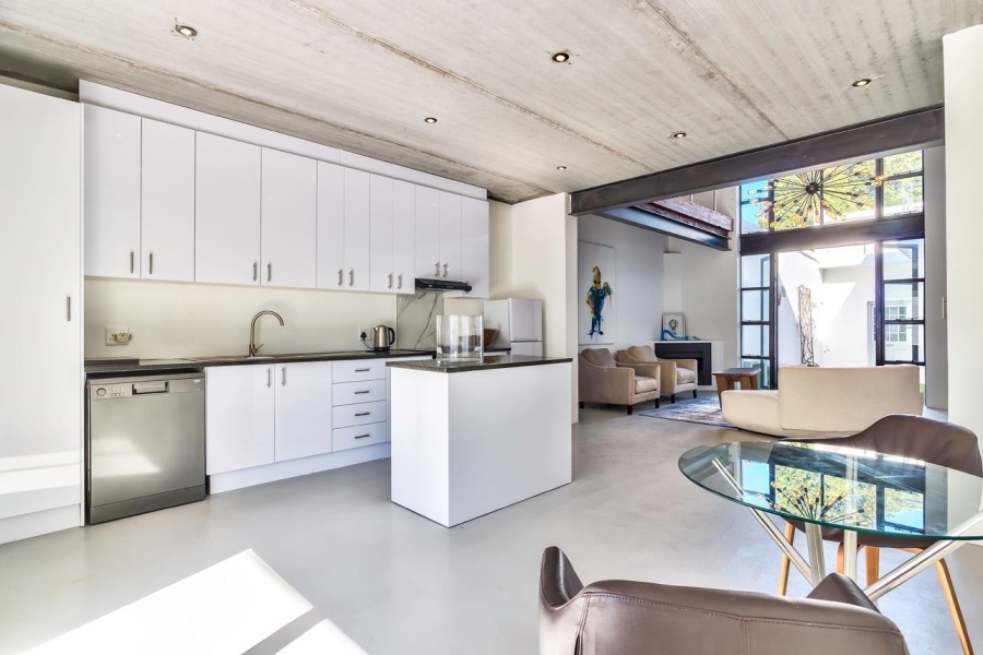 4 Bedroom Property for Sale in Gardens Western Cape